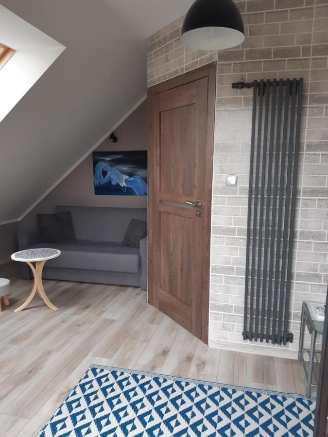 Maly Apartamencik Teo Rewal Exterior foto
